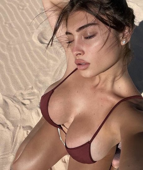 Rita Esposito erotische hd galerie