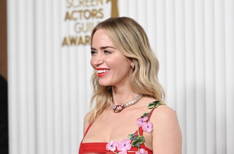 Emily Blunt kostenlose heiße foto