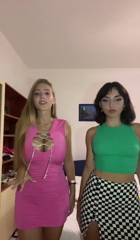 Francesca Salerno sexy erwachsene galerie