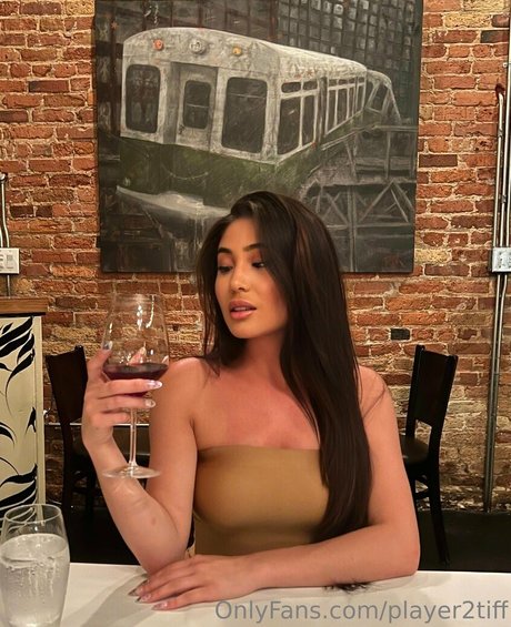 player2tiff model heiße galerien