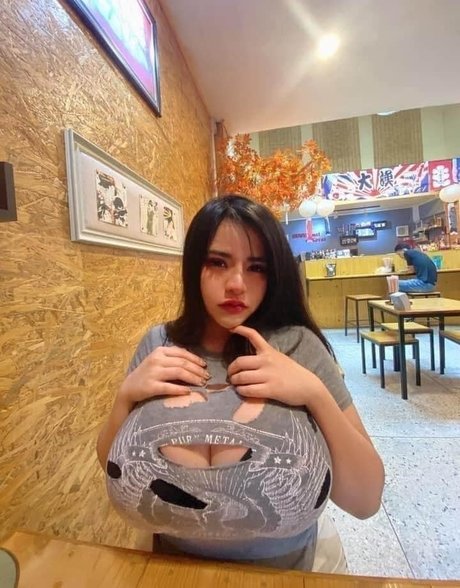 Nisachon Yoothai nacktheit nette bilder