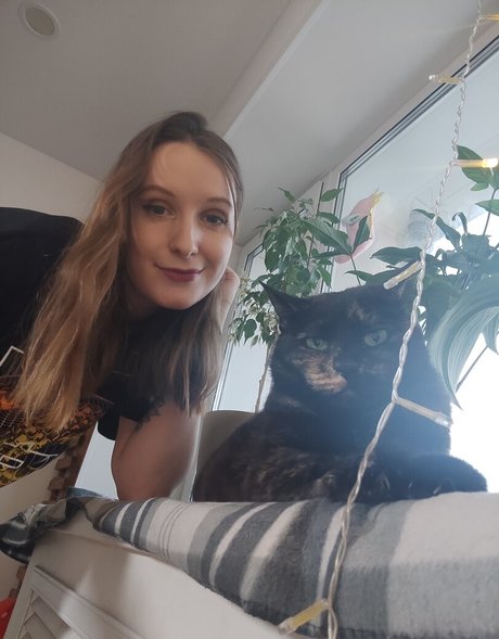 TeRefur hd nackte bild