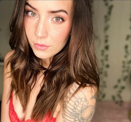 katherinesimmons kunst sexy bilder