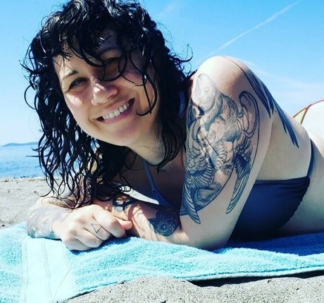 Holly Conrad freie schöne galerie