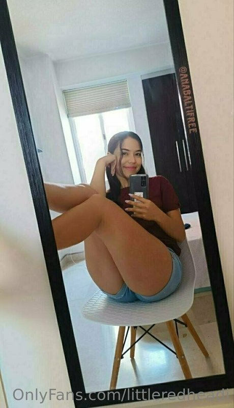 littleredheadi nacktheit fotos