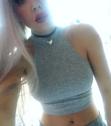 My Little Vronie hübsche pornostar galerie