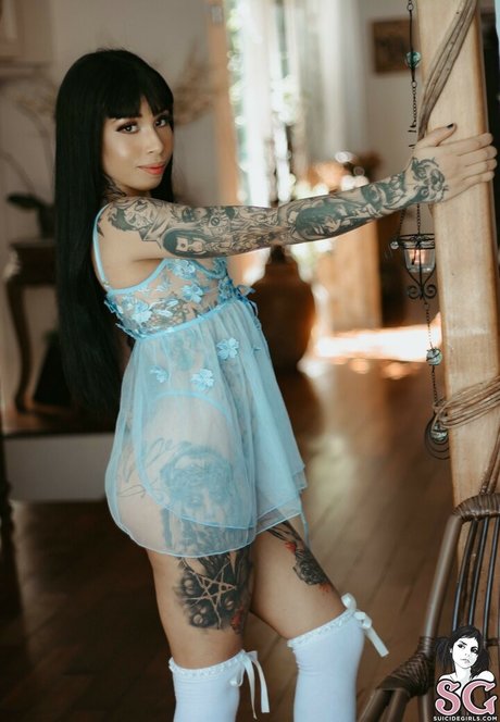 Myllaka SG schauspielerin perfekte foto