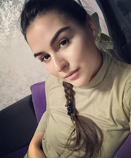 polinavolkova perfekte pornostar foto