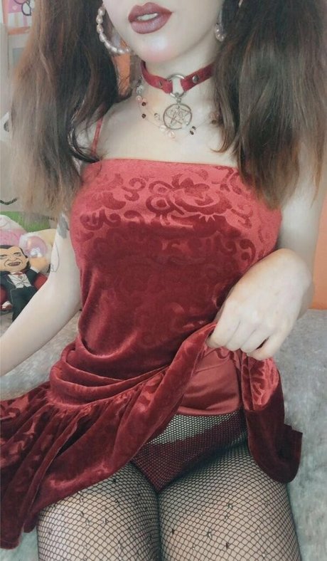 peachykaz schauspielerin archiv