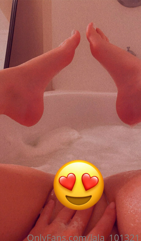 lala 101321 sexy nackten bilder