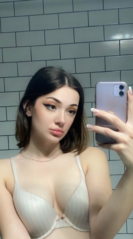 Gianna Torsky exklusive nackte bild