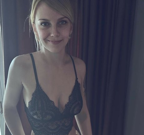 Jordanna Tanna kunst erwachsene bild