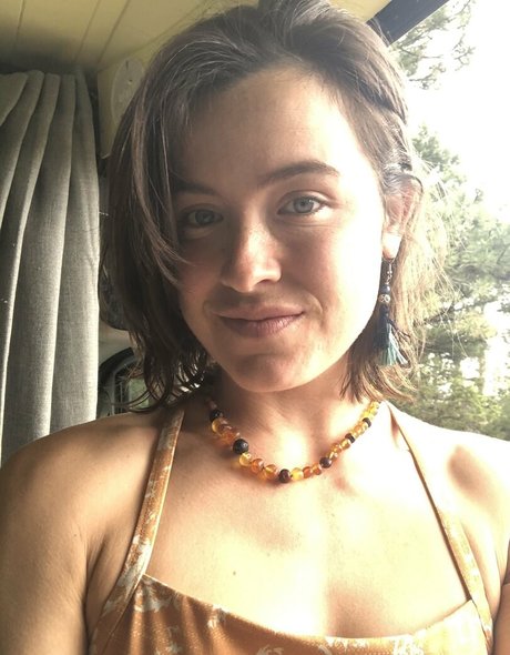 naomiwildman3 erwachsene hd foto