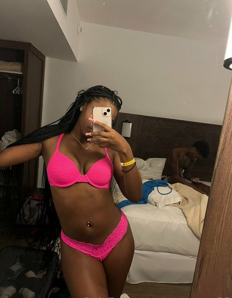 quaayapt33 sexy nackten foto