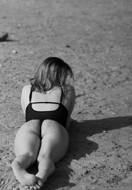 nikkiinatural top pornographische archiv