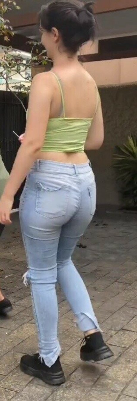 fitnessstudio-influencer onlyfans erwachsene nackte foto