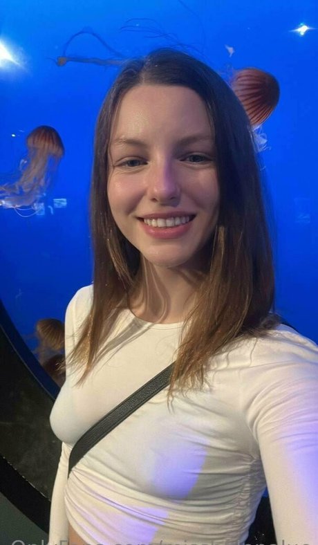 misshelenalue schöne nette foto