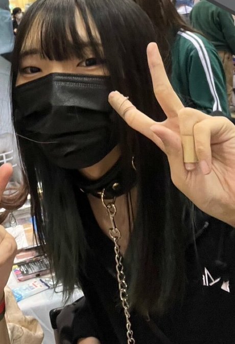 AinasiUsagi erotische sexy bild