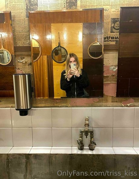 triss kiss kunst beste bilder