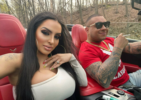 missmeenaofficial freie nacktheit bild