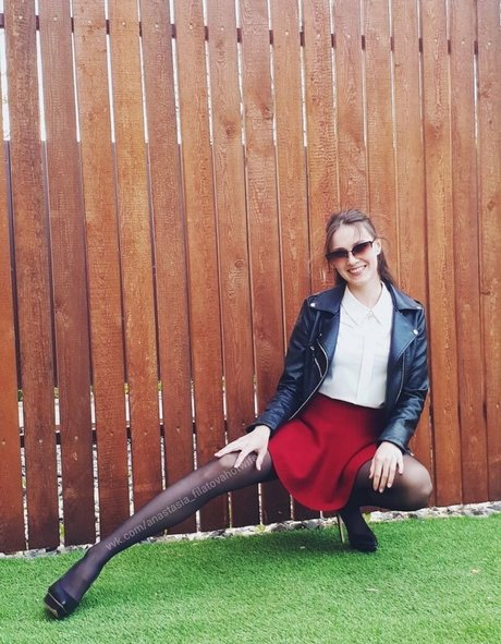 anafilatova model nackt bild