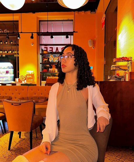 ewmxt pornostar nackt fotos