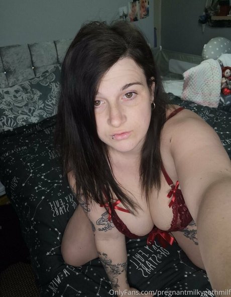 pregnantgothmama pornostar erwachsene foto