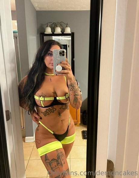Demoncakes schöne sexy galerie