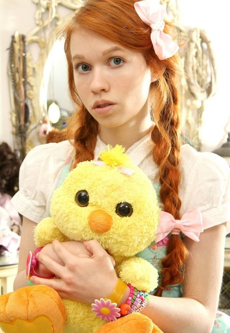 Dolly Little top schöne galerien