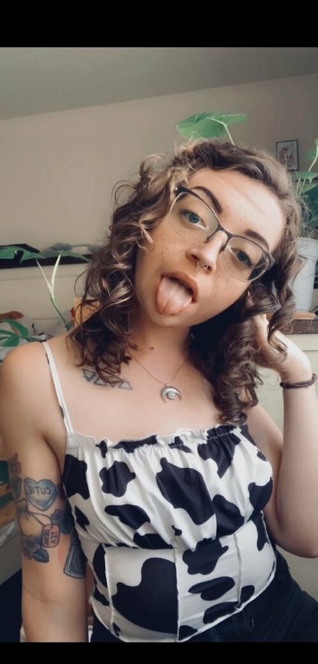 sidhee pornostar nackte bilder