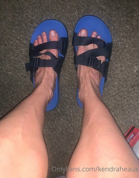 kendraheaux top exklusive bild