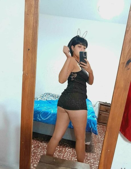 kattyok nackt erwachsene foto