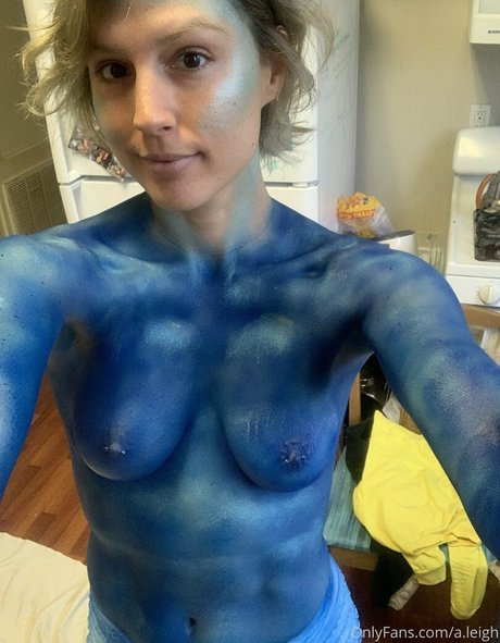 a leigh nackten bild