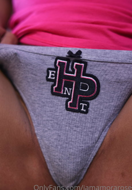 iamamorarose hd sexy bild