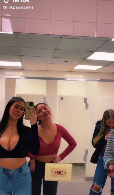 blonde große titten nur fans nacktheit heiße archiv