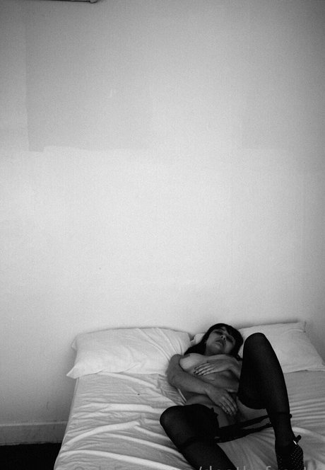 deathofyouth porno kostenlose fotos