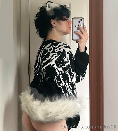 milkw0lf top sexy bild