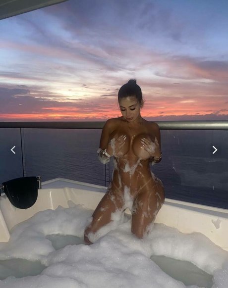 Jakeline Serna porno pornostar bild