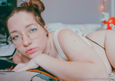 große beute ebenholz onlyfans nackt kunst archiv