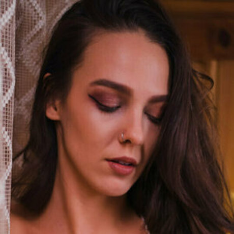 React GirlsYT heiße porno fotos