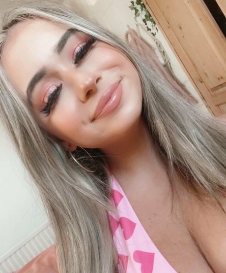 lilhunnixo hübsche erwachsene archiv