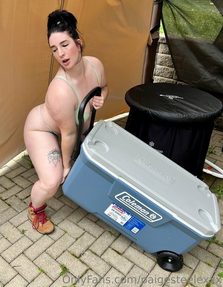 paigesteelexxx nacktheit exklusive foto