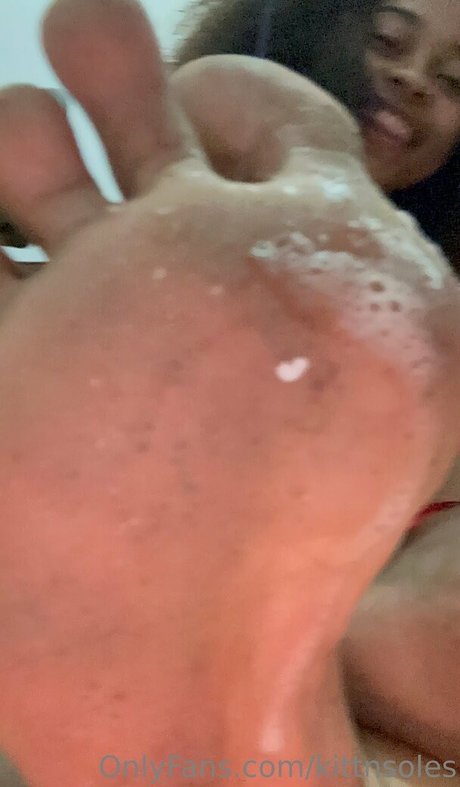 kittnsoles model nackt bilder