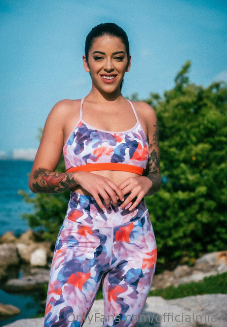 officialmiax freie xxx galerie