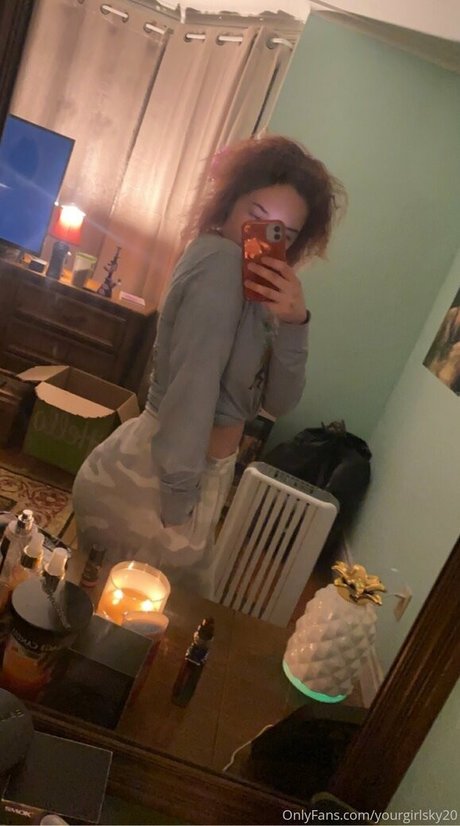 itsyagirlsky hübsche xxx bild