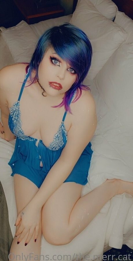 the merr cat schöne nackten bild