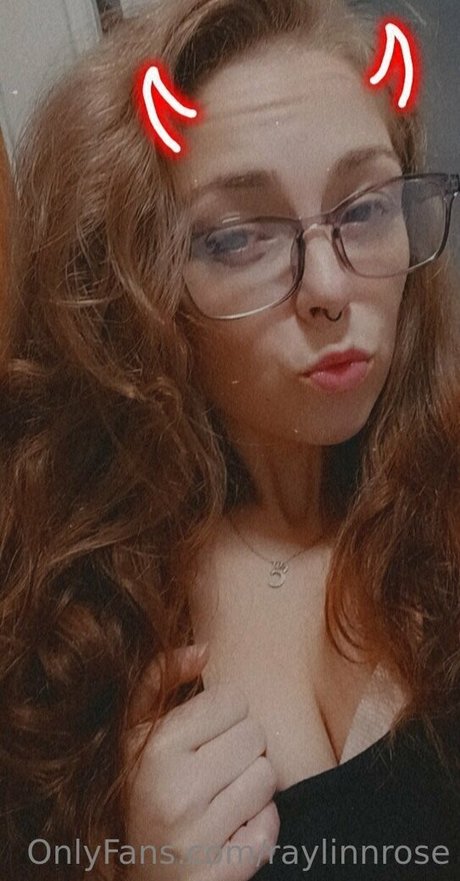 raylinnrose erwachsene kunst foto