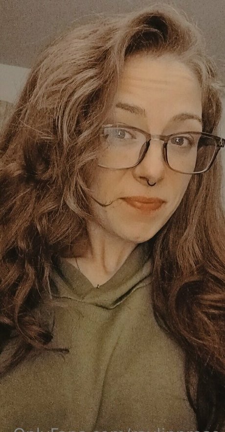 raylinnrose kunst nackten galerien