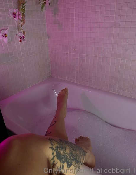 l alicebbgirl l schöne pornostar bild