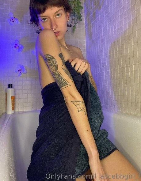 l alicebbgirl l kunst nackte galerie